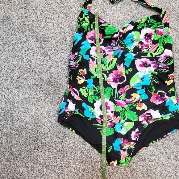 Plus Size Catalina One Piece Swimsuit - Picture 4 of 6